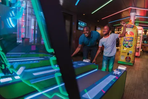 Anthem of the Seas - Arcade