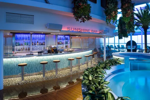 Anthem of the Seas - Sunshine Bar