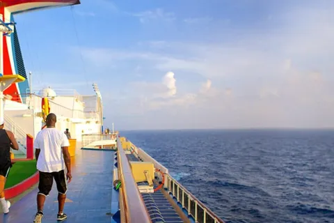 Carnival Breeze - SportSquare™