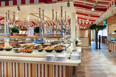 Carnival Pride - Lido Marketplace