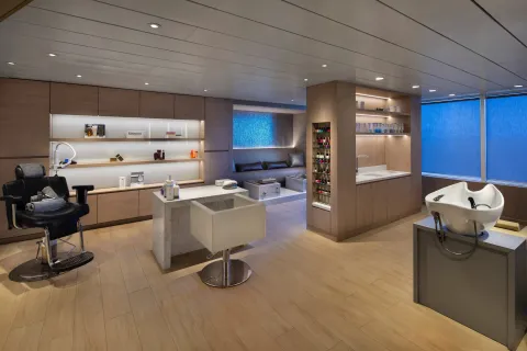 Celebrity Millennium - Kérastase Salon