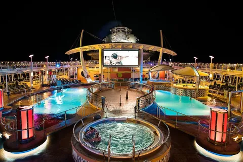 Independence Of The Seas - Pool Parties