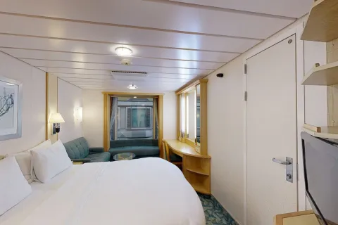 Independence Of The Seas - Promenade View Interior