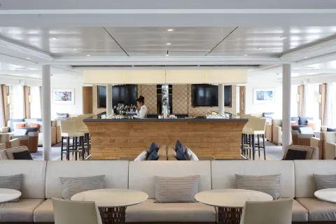 Viking Vali - The Lounge