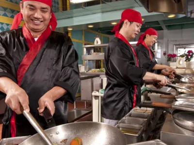 Carnival Breeze - Dining