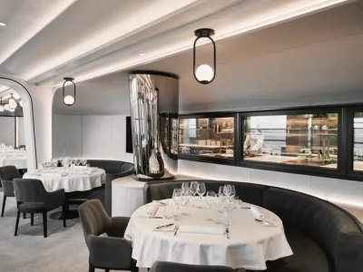 EXPLORA II - Dining