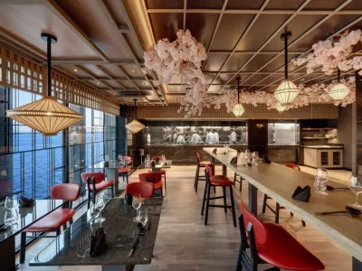 EXPLORA I - Dining