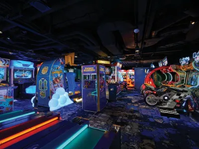 Norwegian Bliss - Entertainment